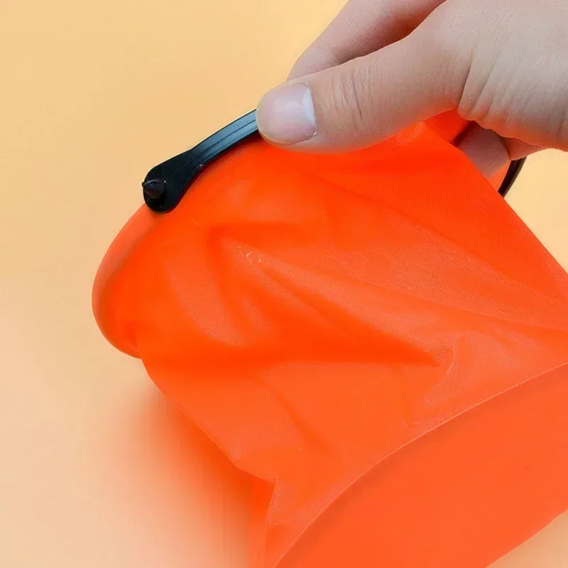 Beach Sand Bucket Toy  Collaps - огляд і ціна Water Bag Collapsible